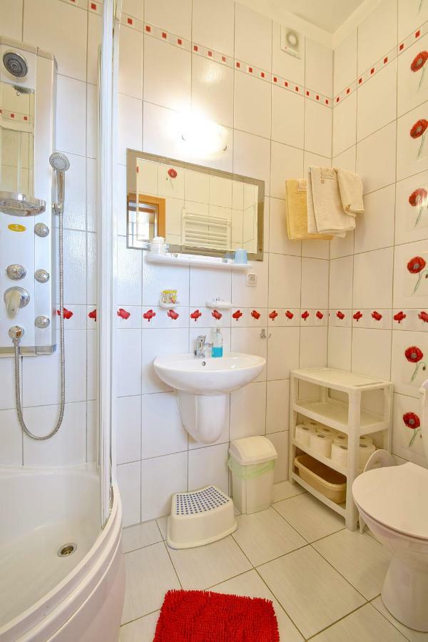 Apartament Zuzia Dzwirzyno Bagian luar foto